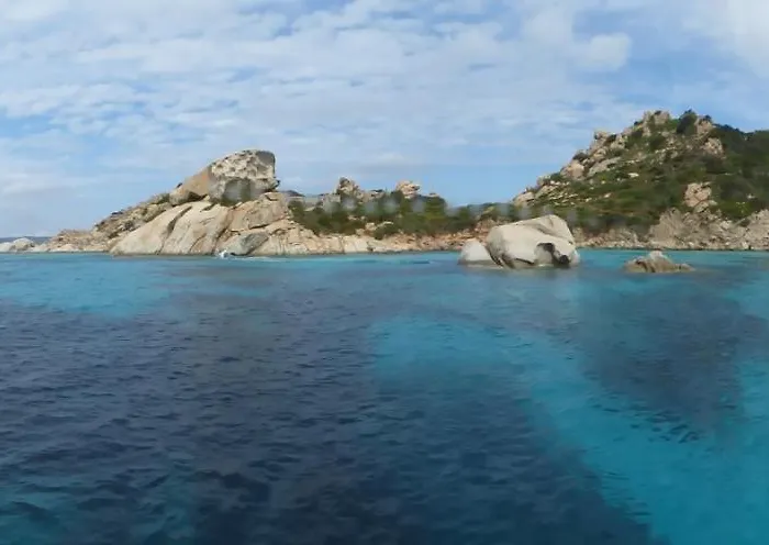 别墅 Modern In Olbia With Shared Pool - 45 Sqm *