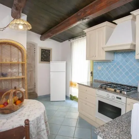 Modern In Olbia With Shared Pool - 45 Sqm ヴィラ ポルト・ロトンド