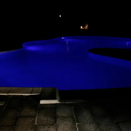 Modern In Olbia With Shared Pool - 45 Sqm فيلة *